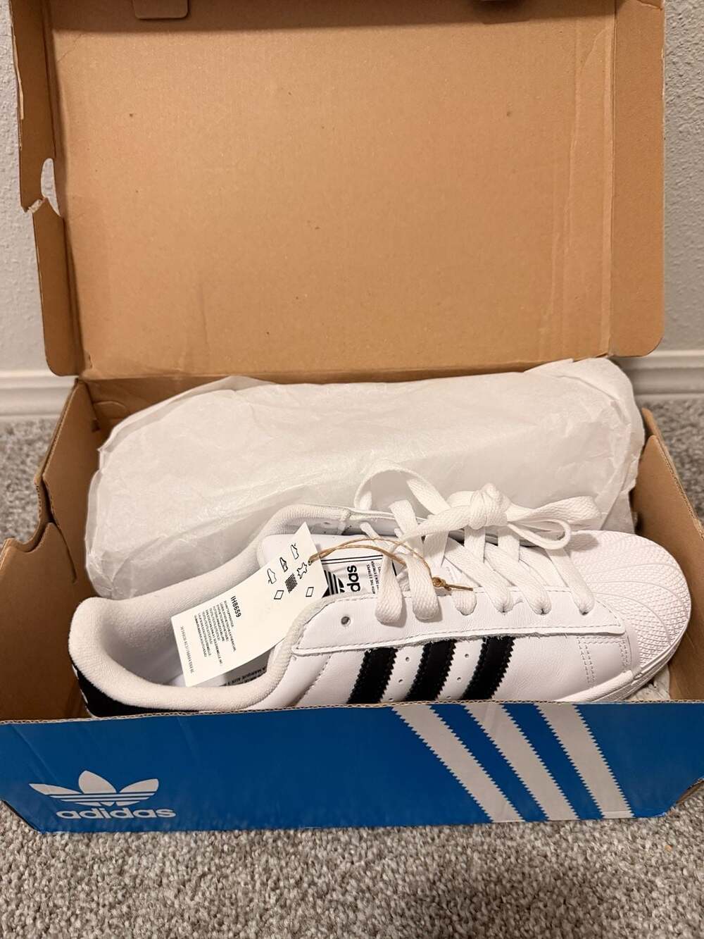 Adidas Superstar White and Black Sneakers (Style IH8659)